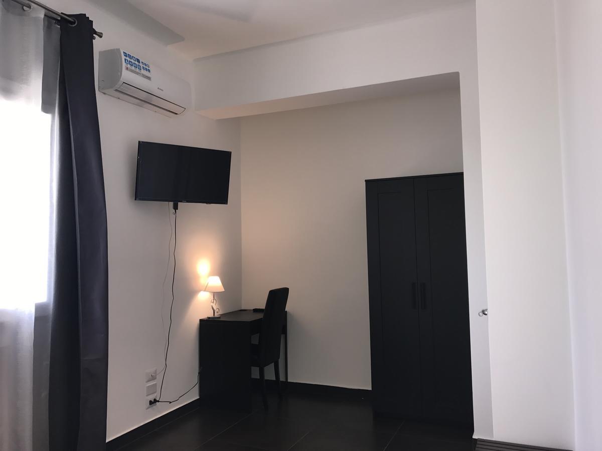 B&B National 5 Bari Buitenkant foto